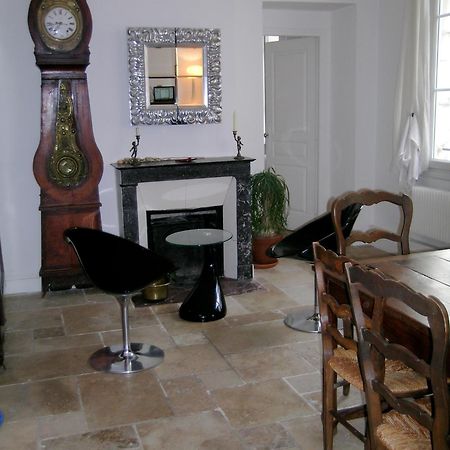 פריז Le Marais 3 Bedrooms Apt מראה חיצוני תמונה
